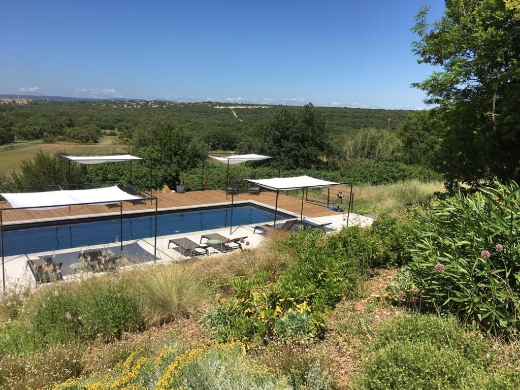 Les Esplanes Bed & Breakfast La Garde Adhemar Exterior photo